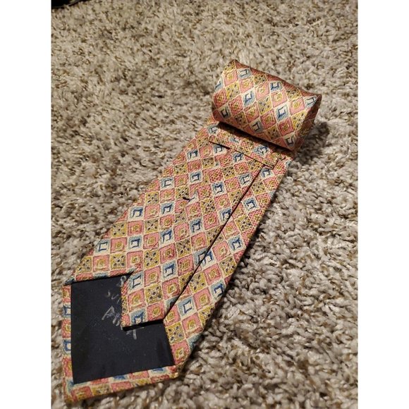 Burberrys Of London Men's Tie Brown Pink and Blue Geometric Silk Necktie - Picture 6 of 7